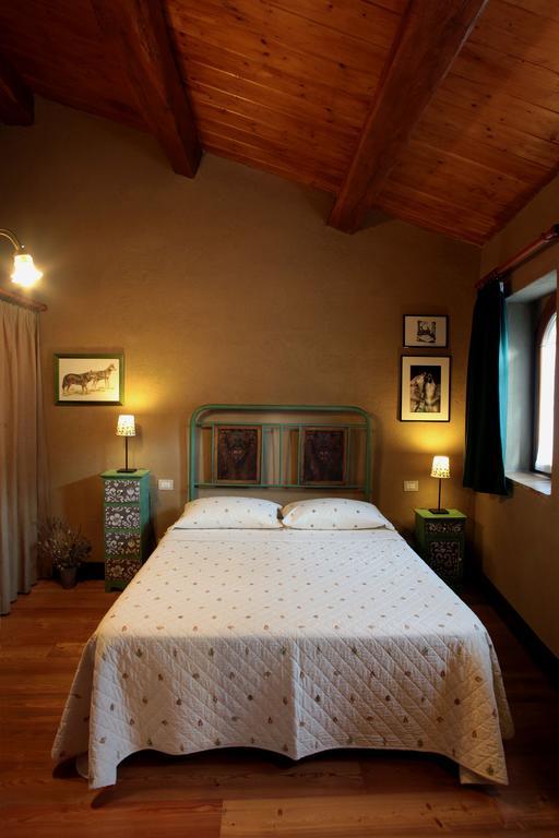 B&B Cascina Dell'Orso Castelsantangelo sul Nera ห้อง รูปภาพ